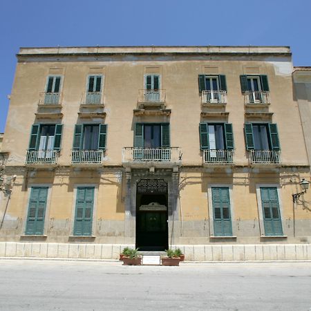 فندق Al Bastione Imperiale تراباني المظهر الخارجي الصورة